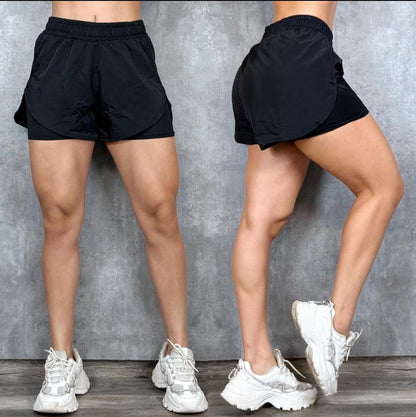 Short Running Mujer en Tela Antifluido + Interlock